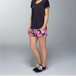Lululemon Free Reign Short *4-way Stretch
